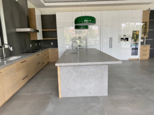 a modern and newly remodeled kitchen in a boca raton home