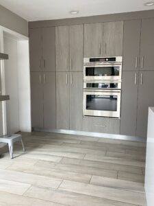 a kitchen in boca ratron